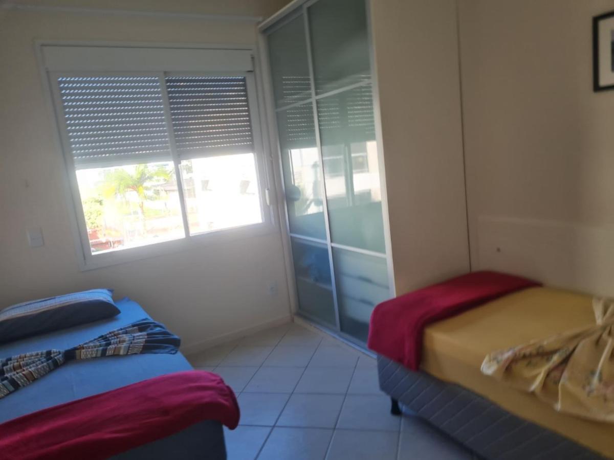 Villa Giardino - Condominio De Frente Para O Mar - Piscina, Quadra Esportiva, Churrasqueira - 5 Pessoas ฟลอเรียนอโปลิส ภายนอก รูปภาพ